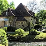 Logis Le Moulin De La Beune מלון