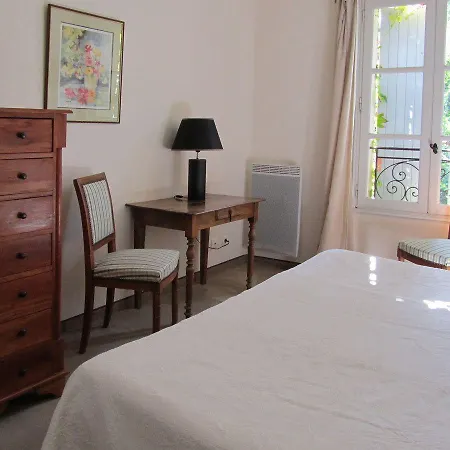 Logis Le Moulin De La Beune Szálloda 3*