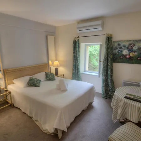 Hotel Le Moulin De La Beune 3*