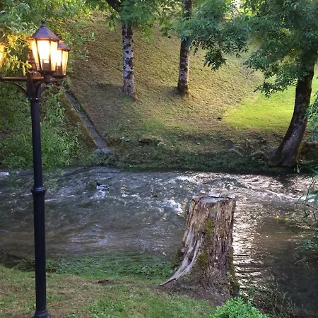 Le Moulin De La Beune Hotel 3*