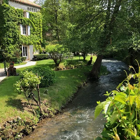 Szálloda Logis Le Moulin De La Beune 3*