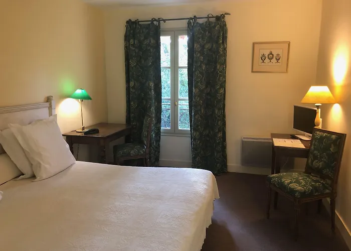 Le Moulin De La Beune 3*